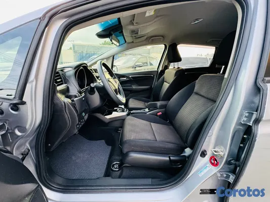 2019 Honda Fit — foto 6 / 10