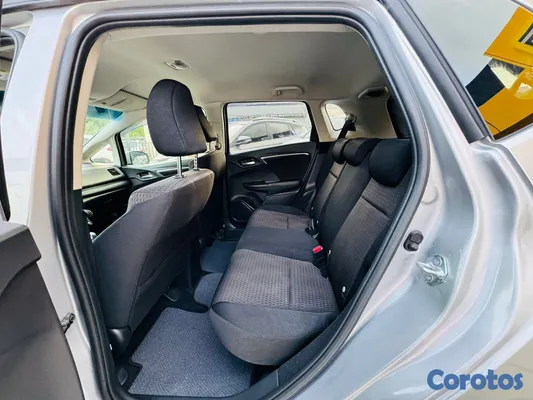 2019 Honda Fit — foto 7 / 10