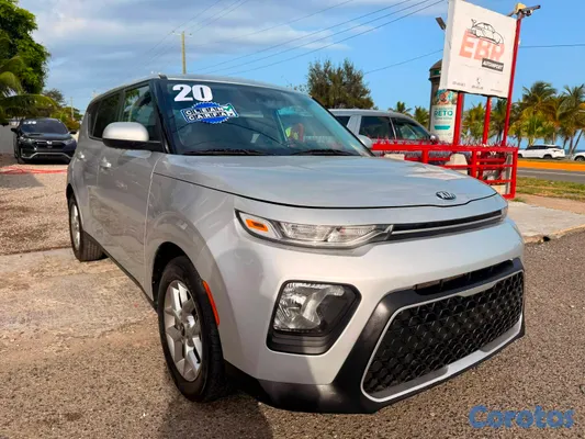2020 Kia Soul — foto 2 / 9