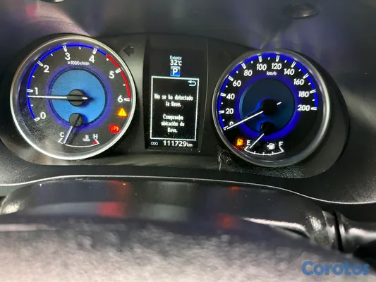 2018 Toyota Hilux — foto 4 / 9