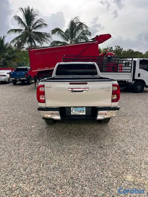 2018 Toyota Hilux — foto 6 / 9