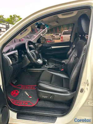 2018 Toyota Hilux — foto 8 / 9