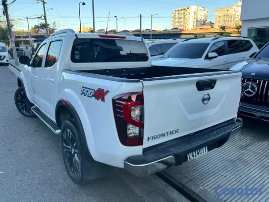 2021 Nissan Frontier — foto 6 / 10