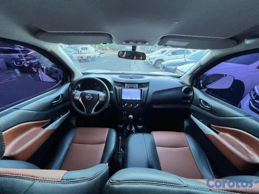 2021 Nissan Frontier — foto 7 / 10