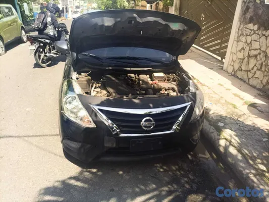 2018 Nissan Versa — foto 4 / 14