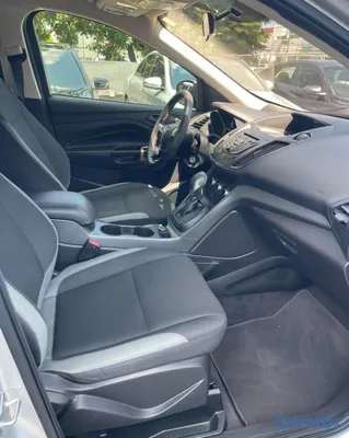 2016 Ford Escape — foto 7 / 9