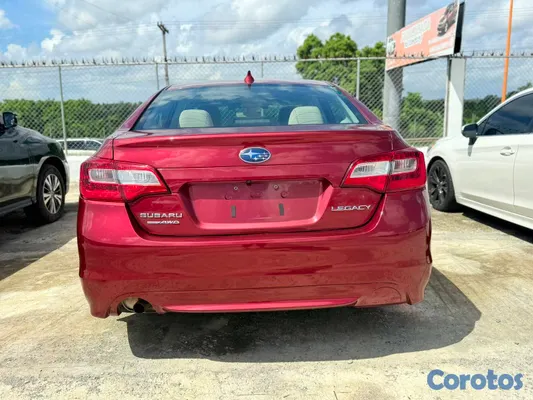 2019 Subaru Legacy — foto 10 / 13