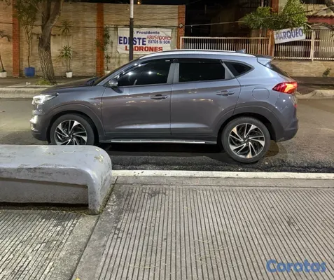 2020 Hyundai Tucson — foto 4 / 11