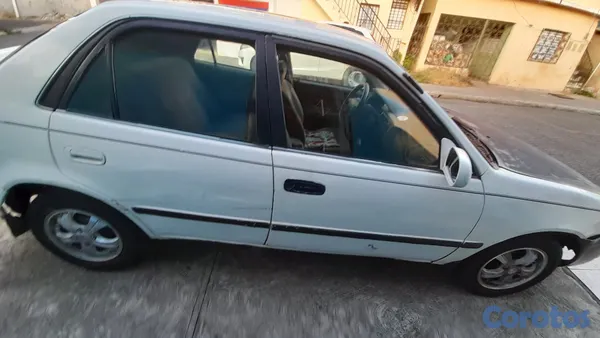 1997 Toyota Corolla — foto 6 / 14