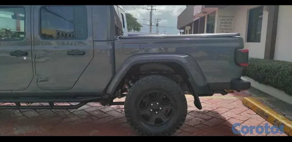 2020 Jeep Gladiator — foto 6 / 6