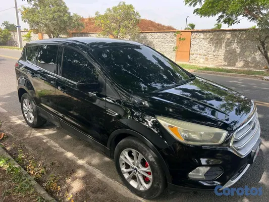 2017 Ford Escape — foto 3 / 12