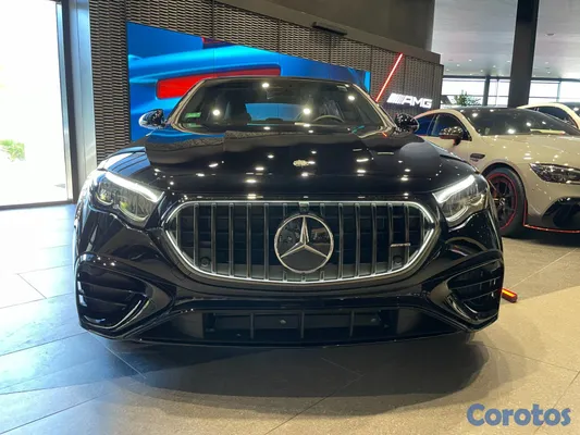 2026 Mercedes-Benz Clase E — foto 2 / 12