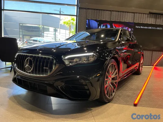 2026 Mercedes-Benz Clase E — foto 3 / 12