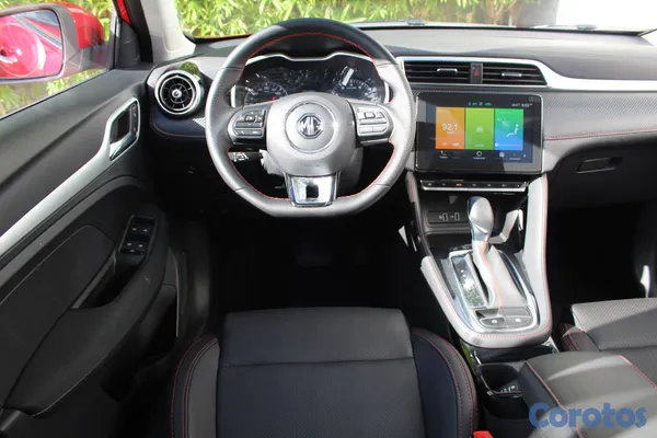 2026 Mg ZX — foto 7 / 10