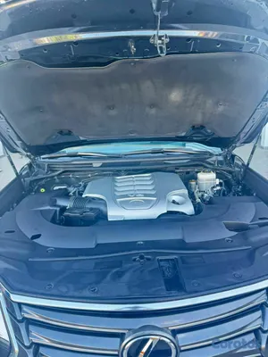2018 Lexus Lx — foto 2 / 8