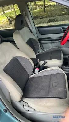 2002 Nissan X-Trail — foto 9 / 11
