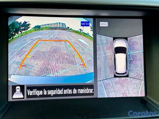 2020 Nissan Pathfinder — foto 4 / 9
