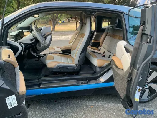 2017 BMW i3 — foto 3 / 9