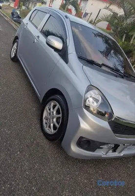 2017 Daihatsu Mira — foto 2 / 9