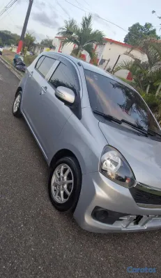 2017 Daihatsu Mira — foto 9 / 9