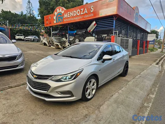 2018 Chevrolet Cruze — foto 2 / 9