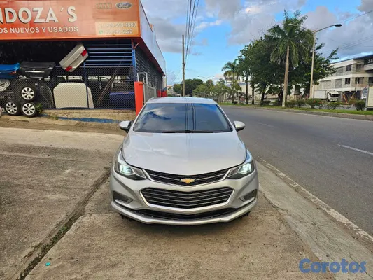 2018 Chevrolet Cruze — foto 7 / 9