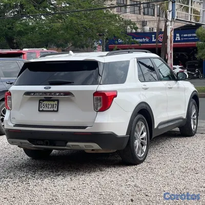 2021 Ford Explorer — foto 4 / 10