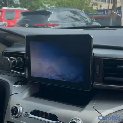 2021 Ford Explorer — foto 7 / 10