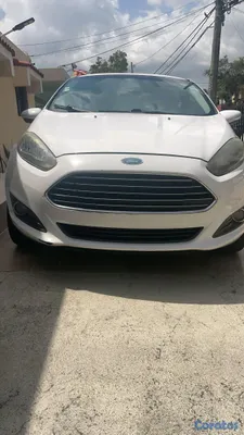 2014 Ford Fiesta — foto 2 / 10