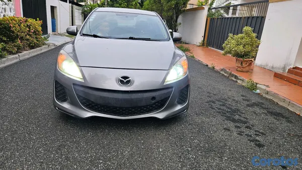 2013 Mazda 3 — foto 3 / 10