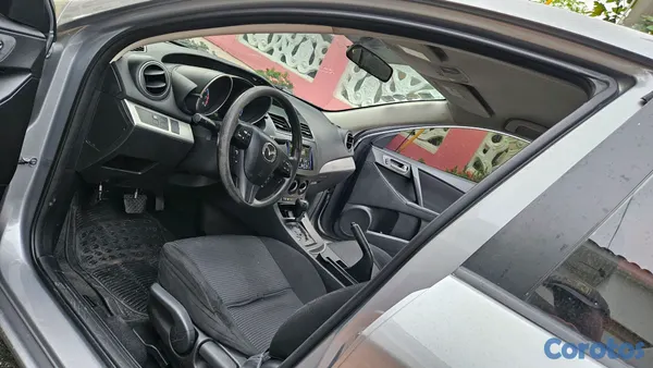 2013 Mazda 3 — foto 8 / 10