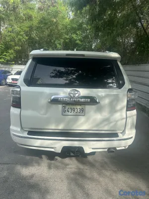 2014 Toyota 4 Runner — foto 14 / 14