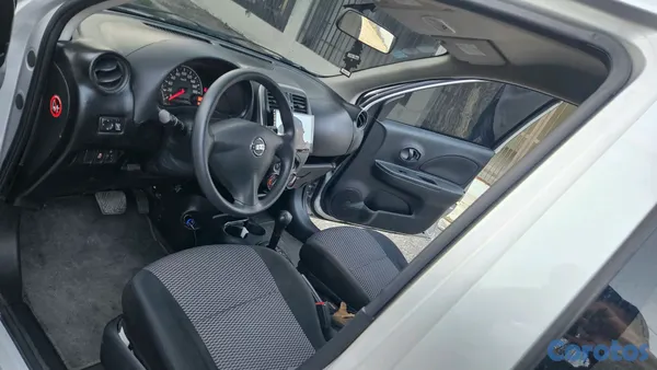 2019 Nissan March — foto 6 / 10