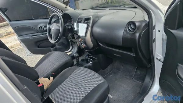 2019 Nissan March — foto 8 / 10