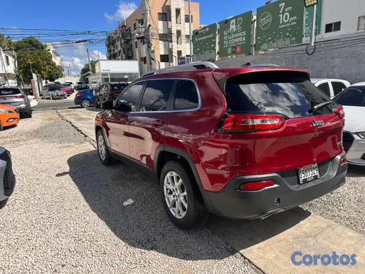 2017 Jeep Cherokee — foto 6 / 14