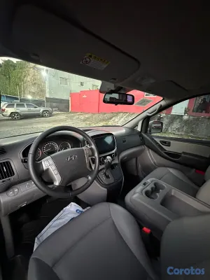 2021 Hyundai Grand Starex — foto 5 / 10