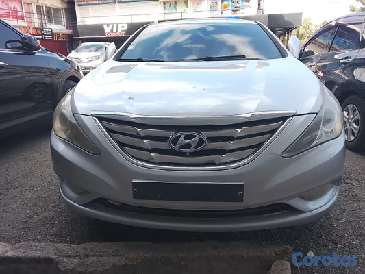 2011 Hyundai Sonata — foto 10 / 11