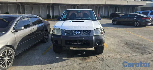 2013 Nissan Frontier — foto 3 / 5
