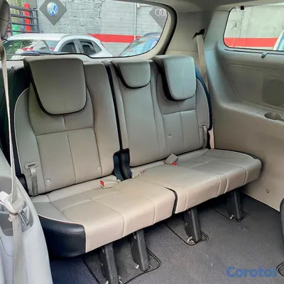 2020 Kia Sedona — foto 7 / 13