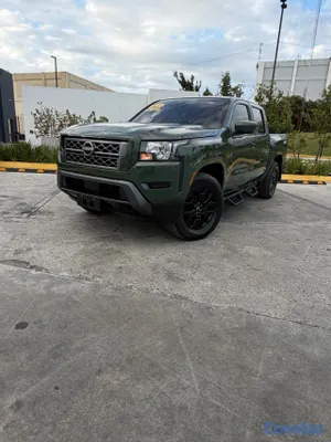2022 Nissan Frontier — foto 2 / 13