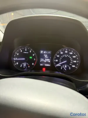 2018 Hyundai Elantra — foto 9 / 10