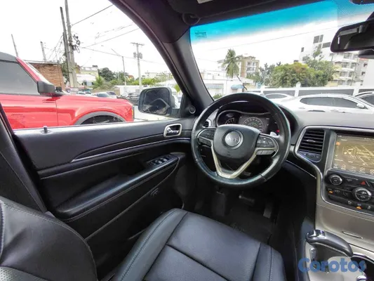2014 Jeep Grand Cherokee — foto 6 / 10