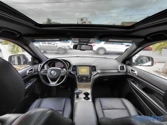 2014 Jeep Grand Cherokee — foto 9 / 10