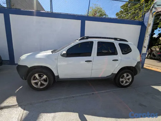 2015 Renault Duster — foto 3 / 10