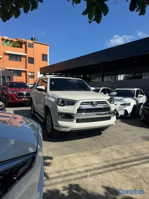 2023 Toyota 4 Runner — foto 2 / 12