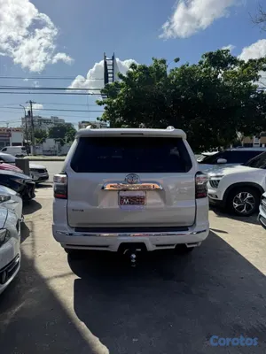 2023 Toyota 4 Runner — foto 7 / 12