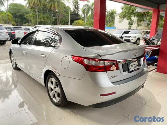 2011 Nissan Samsung — foto 7 / 11