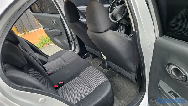 2019 Nissan March — foto 10 / 11