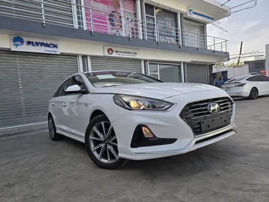 2019 Hyundai Sonata — foto 2 / 10