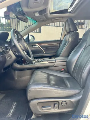 2016 Lexus Rx — foto 5 / 11